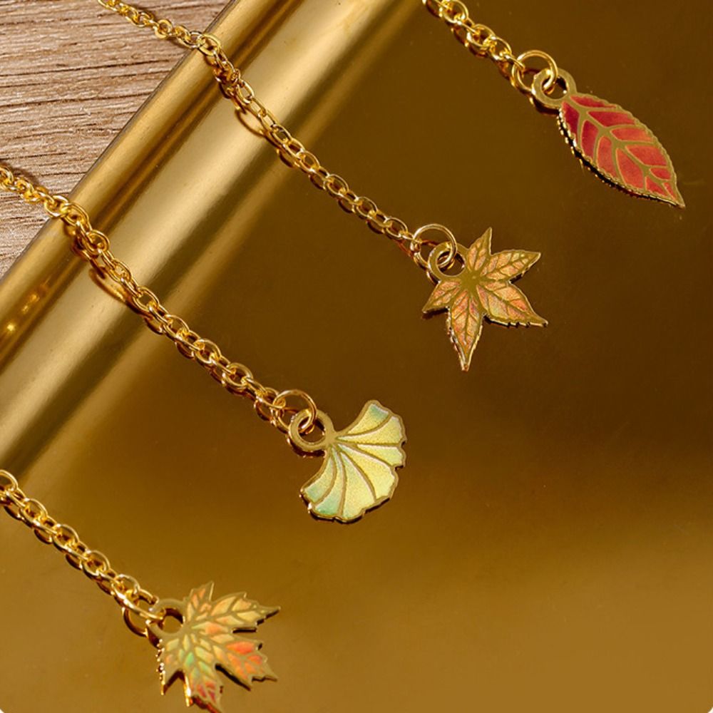 Metallblätter, bronzierendes L – Stationery And Office Supply Chain Bewertung und Preis